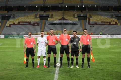 "زعيم القناة".. رسالة جماهير المصري في مباراة الزمالك بالكونفدرالية (صورة)